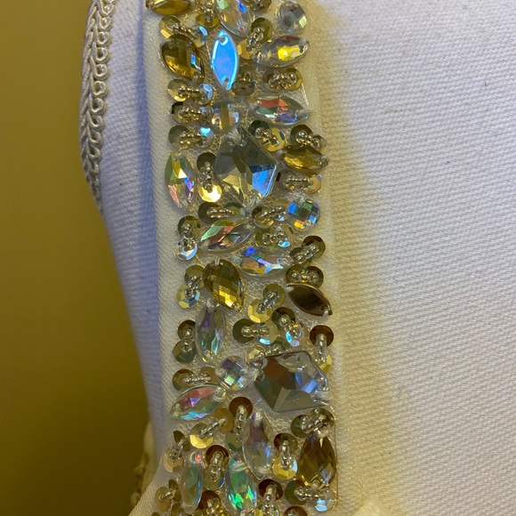 White Dress with Jewel Detail - Picture 3 of 6